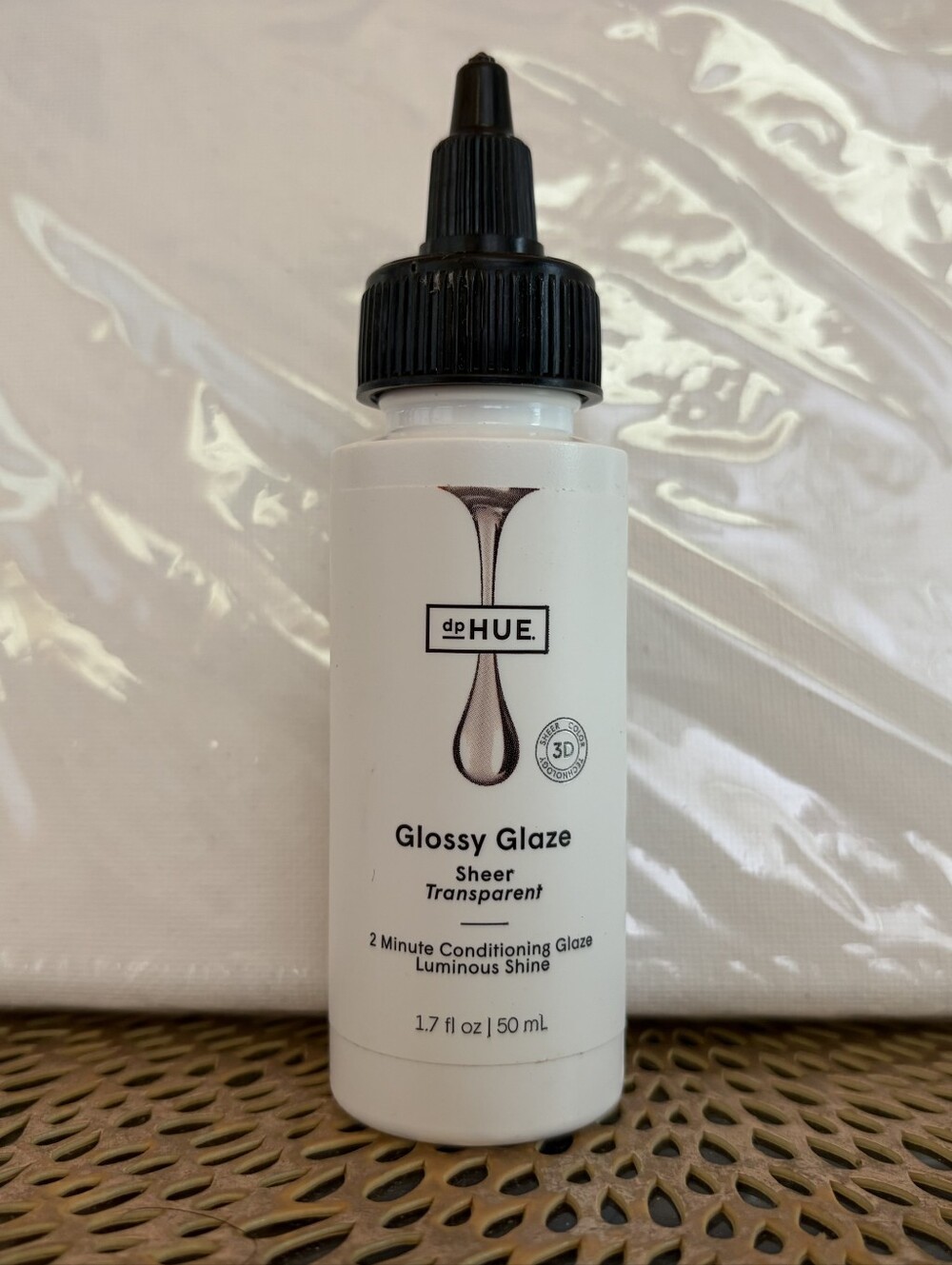 HUE Glossy Glaze Sheer Transparent Hair Glaze